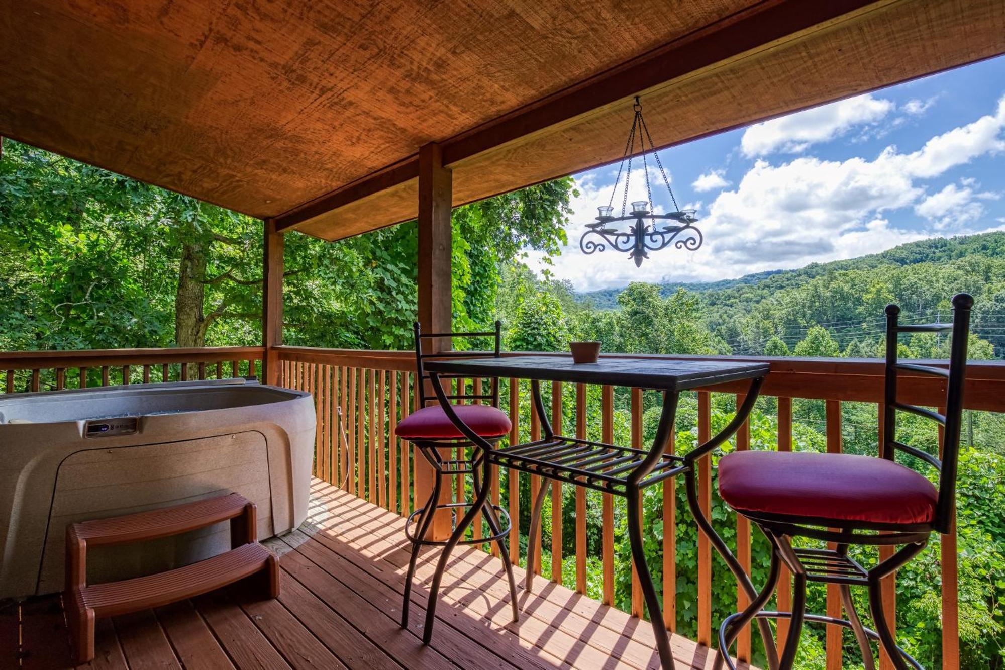 Magical Moments, Hot Tub, Wifi, 1089 Free Tickets Each Paid Day, Dollywood And More แกตลิงเบิร์ก ภายนอก รูปภาพ