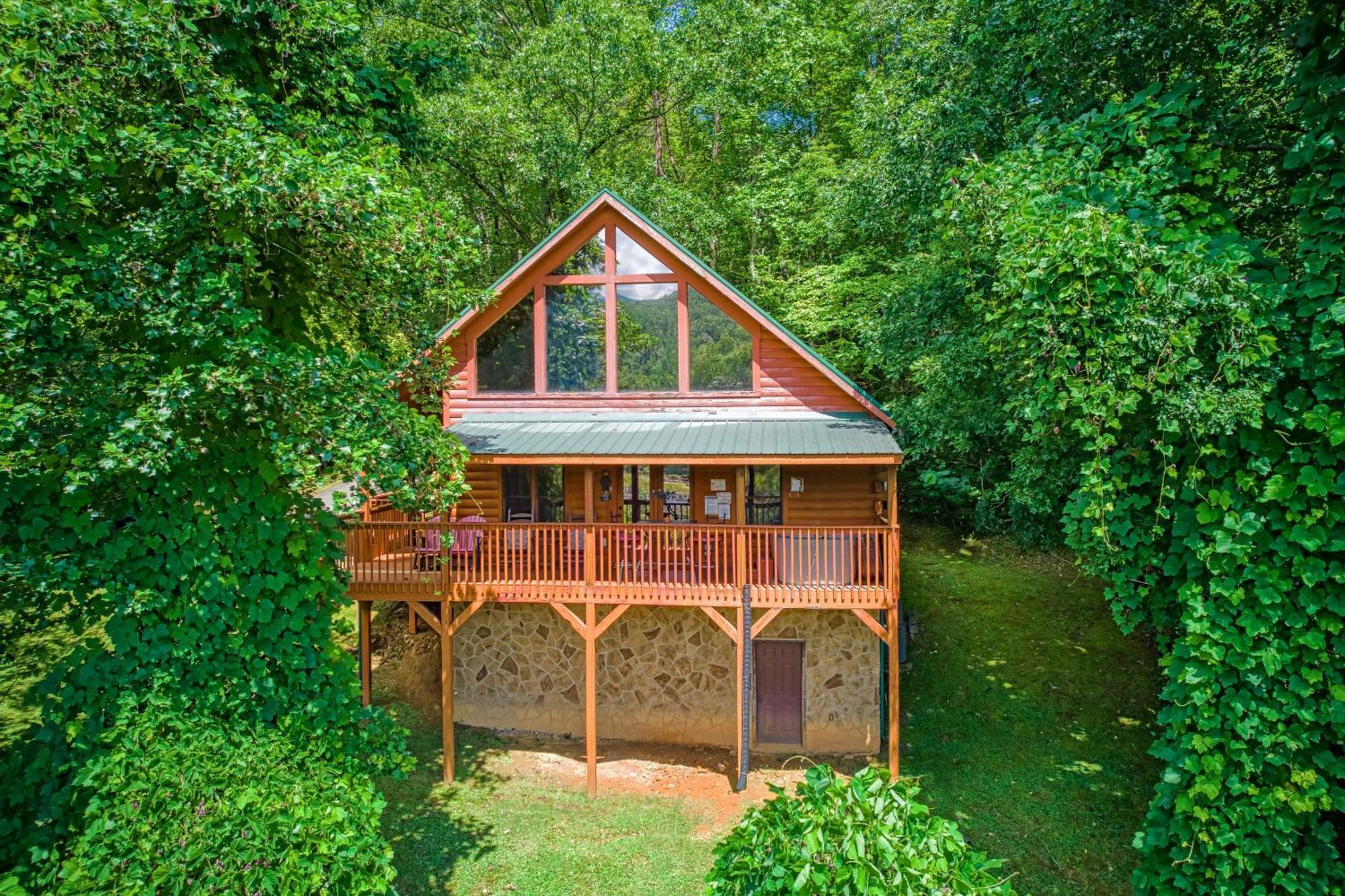 Magical Moments, Hot Tub, Wifi, 1089 Free Tickets Each Paid Day, Dollywood And More แกตลิงเบิร์ก ภายนอก รูปภาพ